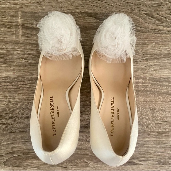 Loeffler Randal Satin Tulle Bridal Pumps - Picture 4 of 9